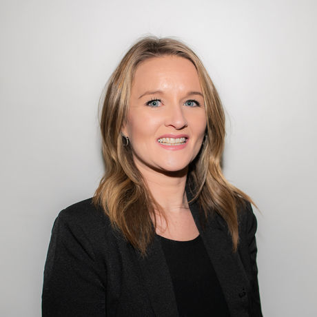 Crista roemen headshot