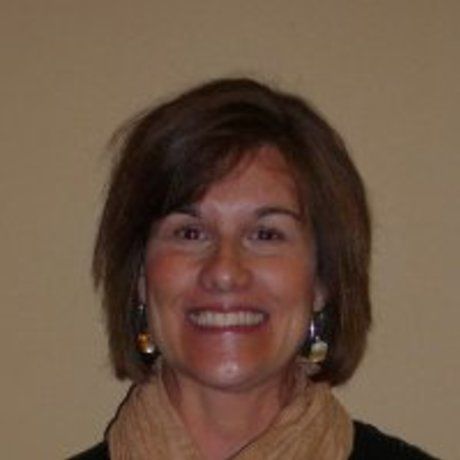 Julie  linkedin picture