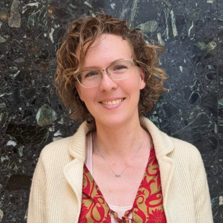 Harma mae smit  author