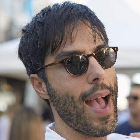 Leandro and i profile