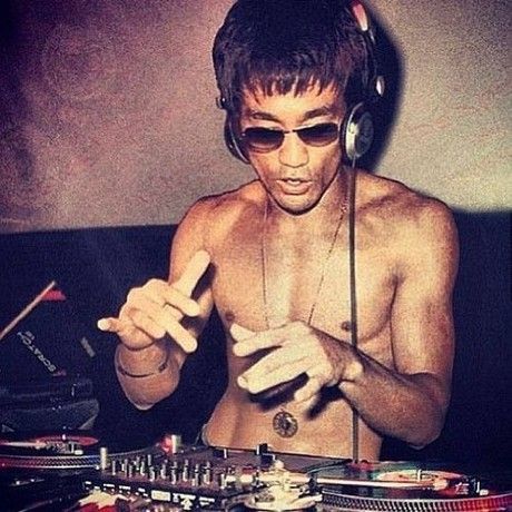 Artworks 000061005997 qojwha t500x500