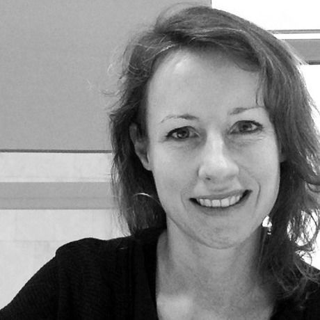 Profile pic b w cropped