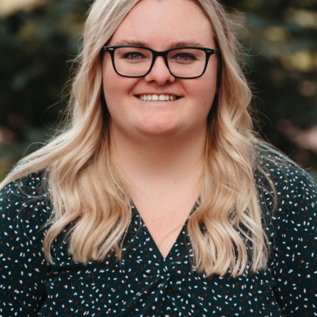 Irwin  emily headshot