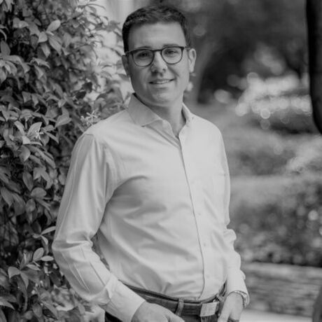 Eric morrison outdoor   no jacket 