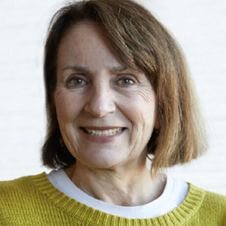 Christinerains headshot