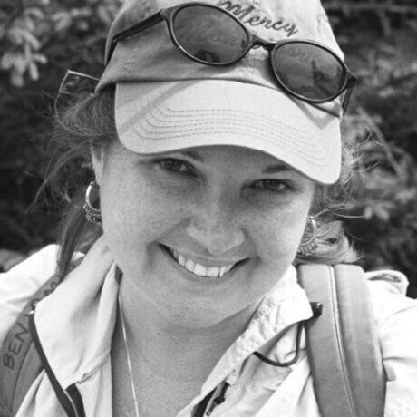 N753878927 977045 275