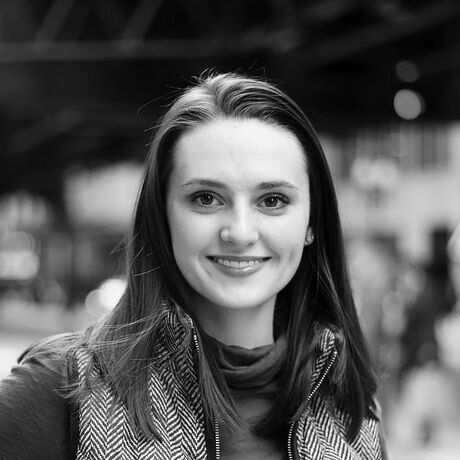 Headshot morganitterly gray edited