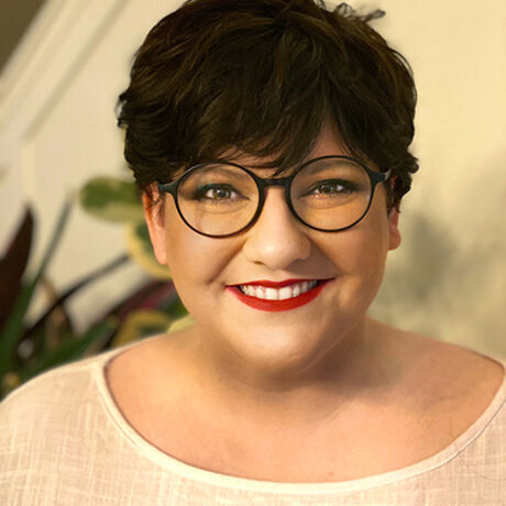 Erinmarshall headshot 2020 small