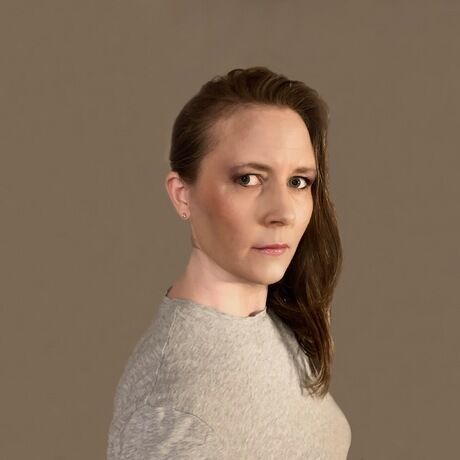 Marthe feiring portrett light