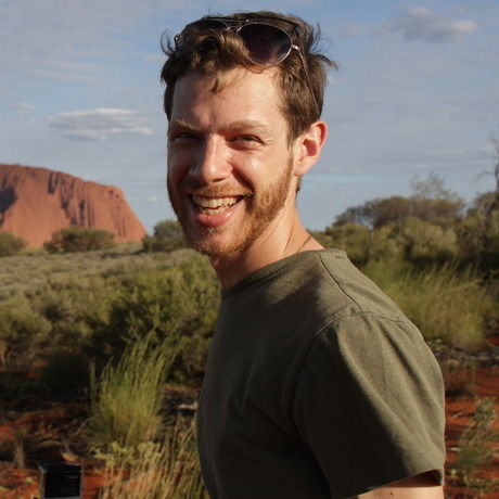 Uluru loren