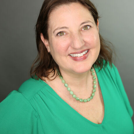 Gray  sunny  246 headshot