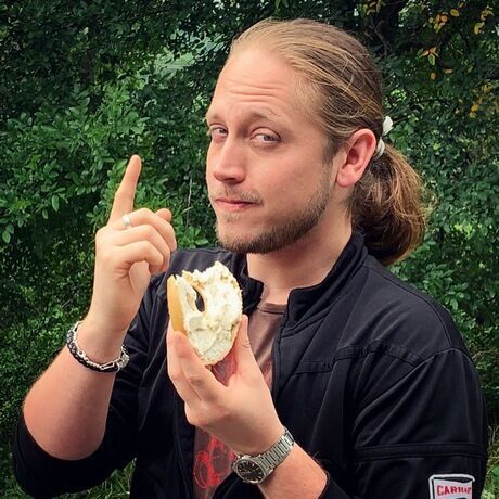 9003698c 4f3e 4afa a167 c7876f3a656d