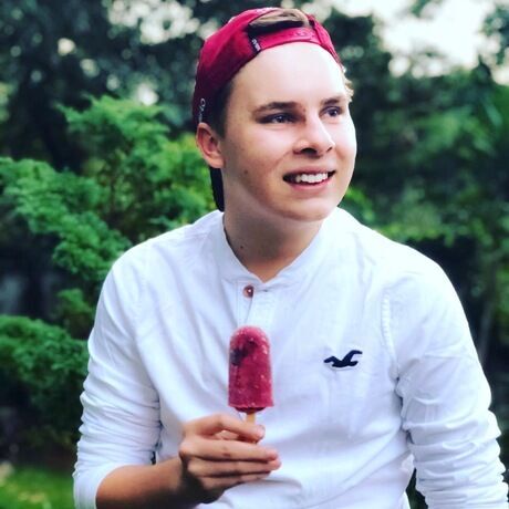 7541d8bc ce78 4331 9315 ed3b9b535482