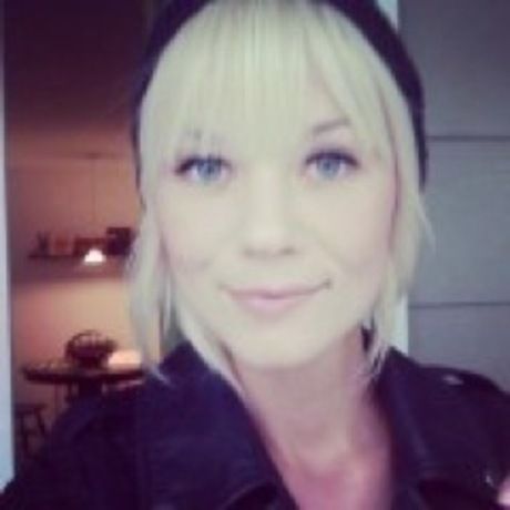 Ff9eee3c28d4c33b4b4f15d95627352d