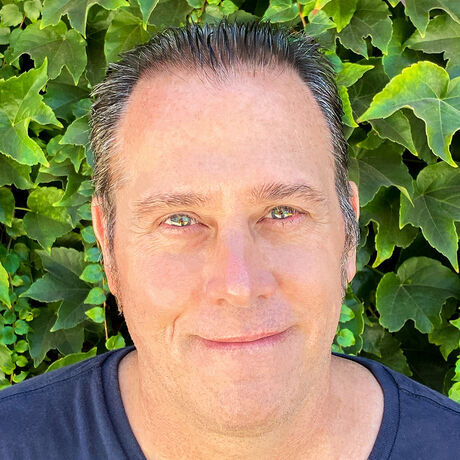 Andrew 8 29 2020 m b ivy closeup