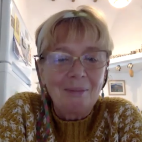 Rebecca leathlean teaching online pic