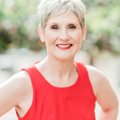 Stephanie whitlow headshot