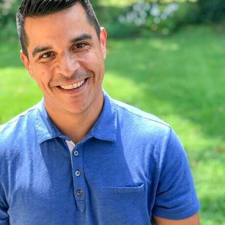 Profile pic headshot