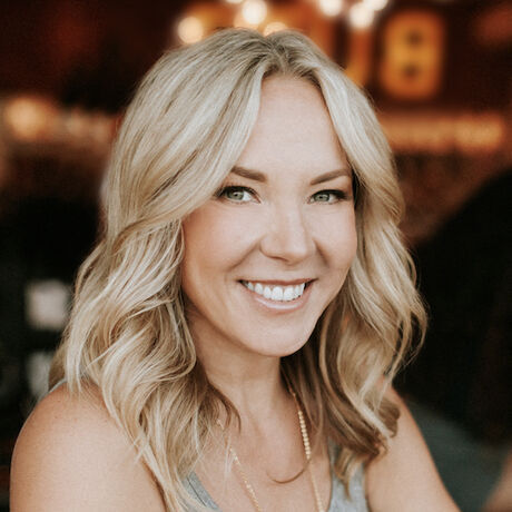 Sara social small jpg