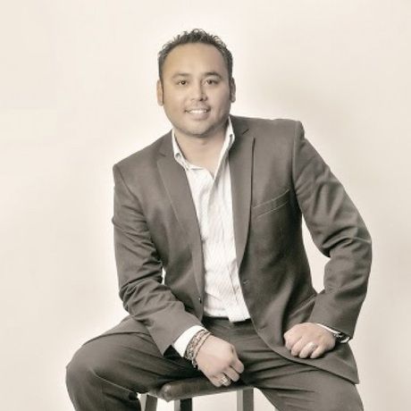 398a8bc2e3f7f879ff0986359513be80 lq