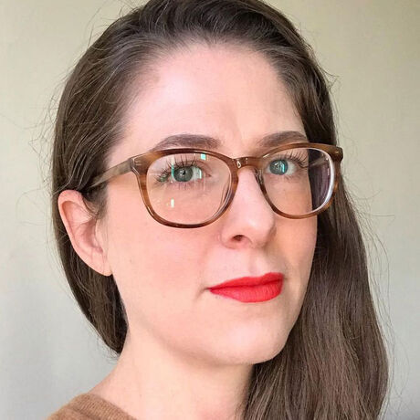 Selfportrait november2020 sq