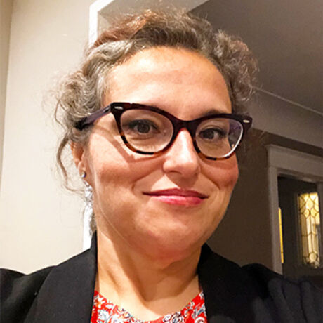 Lorraineheadshotsmall