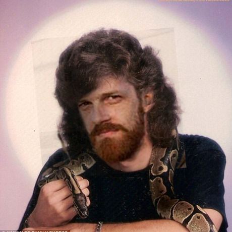 Awkward family photos museum exhibition 10