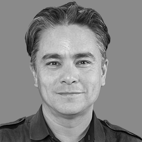 Toshi 2022 headshot squarecrop bw