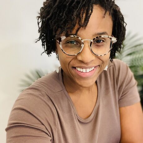 Tasanee durrett headshot