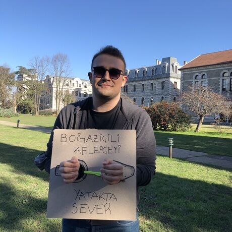 5a6a454e 597e 44ea a6c9 88b30d913d34