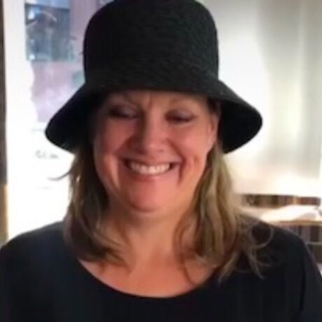 Carol tan headshot  1 