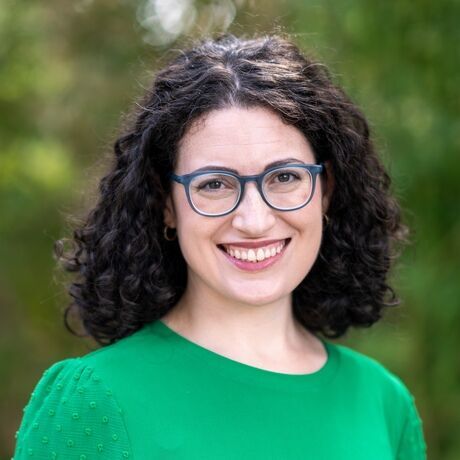 Shaina forman headshot 2024 square