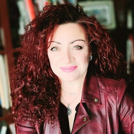 Marykay headshot nov2021  1 