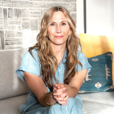 Gwenwilliams headshot square 2021