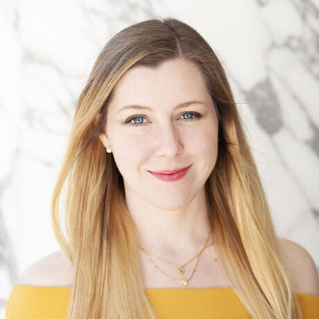 Alana headshot 2020 web square crop