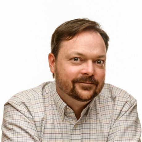 Marco perry headshot 2013 website