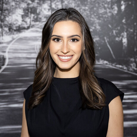 2022 headshot chloe killion