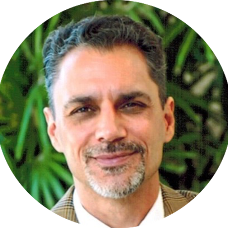 Pablo fall 2016 headshot circle