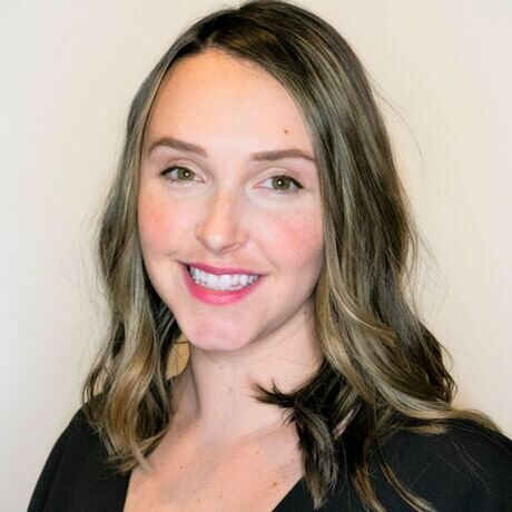 Annalee shum headshot