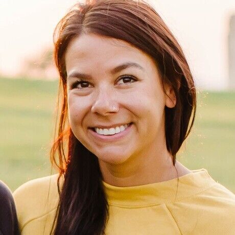 Amber abram headshot