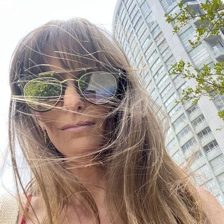 5ab6a99d 4242 43e8 9c40 b7ec375c5a00