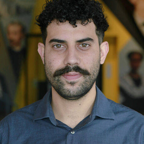 Oliver mendoza crop sm