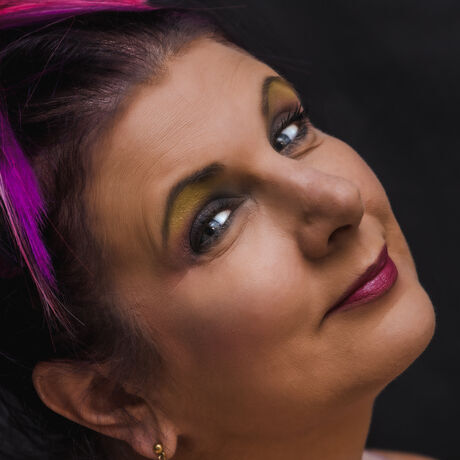 Julia portrait small