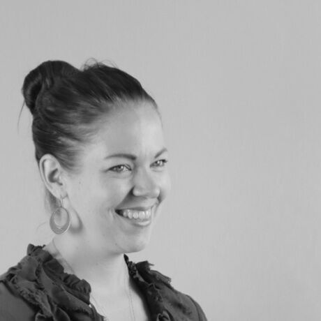 Nina headshot