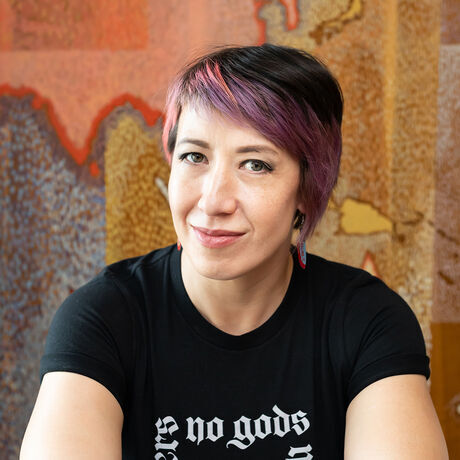 2025 sarah giffrow headshot 01