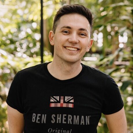 1fb8cce8 d79c 458b 8d3b 9f51e10dcdbe