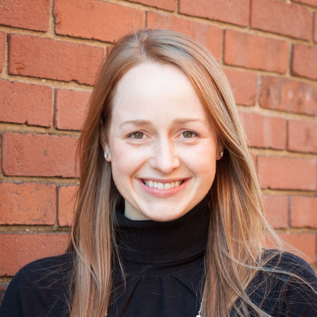 Tabitha headshot ao square