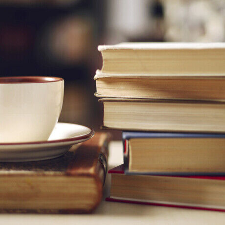 O coffee bookshop facebook