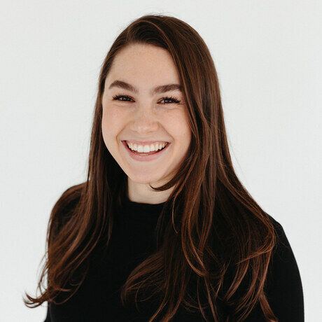 Jenna lally headshot