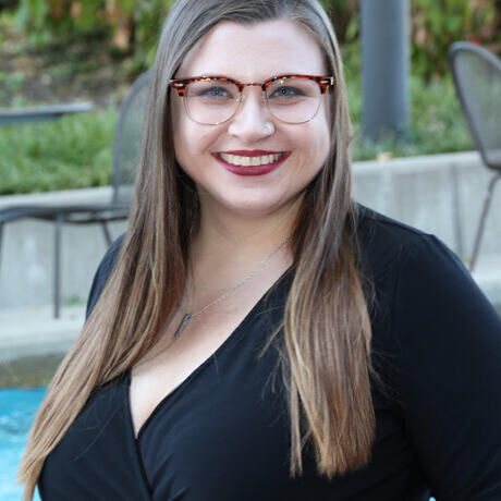 Claire mcewen headshot 2022